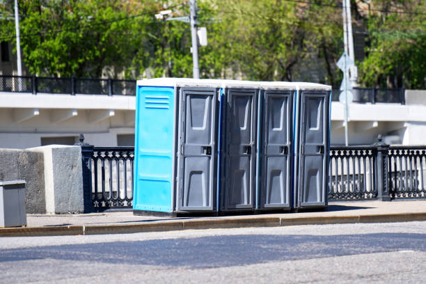 Best Portable toilet rental cost  in Moosic, PA